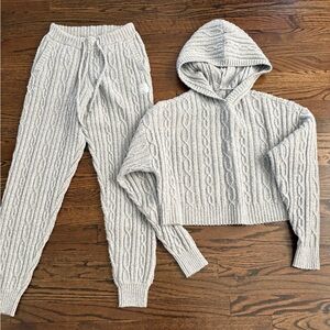 Alo Cozy Cable Knit Hoodie & Jogger Set - Light Heather Gray